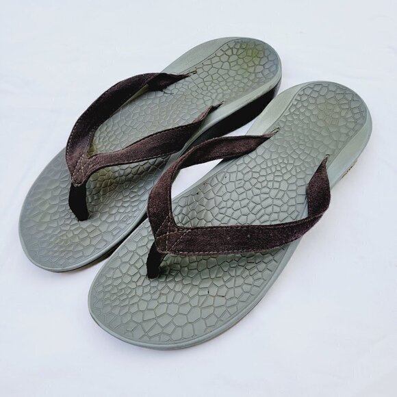 Chaco Women's Black Flip Flop Sandals - size 9 - Picture 1 of 10